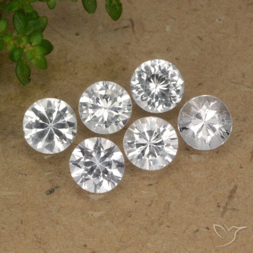 Shop natural 2.52ct Blanc clair Saphir gems, Tour, from Madagascar at GemSelect. In stock, global shipping!