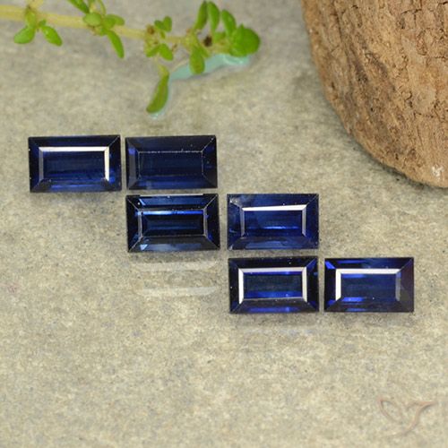 2.72ctw Naturel Bleu marine Saphir, Baquette, VS