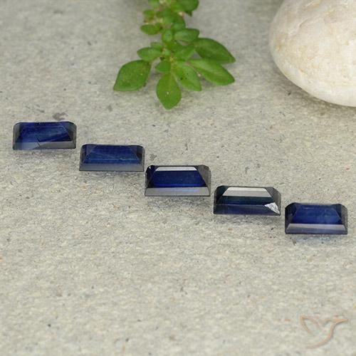 Shop natural 2.58ct Bleu crépuscule Saphir gems, Baquette, from Madagascar at GemSelect. In stock, global shipping!