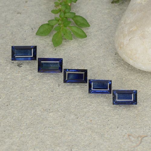 2.13ctw Naturel Bleu foncé Saphir, Baquette, VS