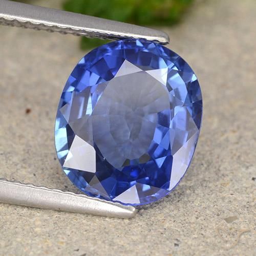 Saphir Bleu Barbeau naturelle ovale, 4.61 ct, VS