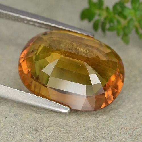 Saphir Orange brunâtre naturelle ovale, 7.82 ct, VS-SI