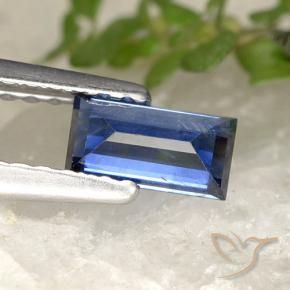 Saphir Bleu foncé naturelle Baquette, 0.51 ct, VS