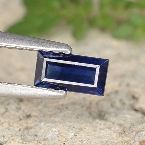 Saphir bleu royal naturelle baguette, 0,46 ct, VS