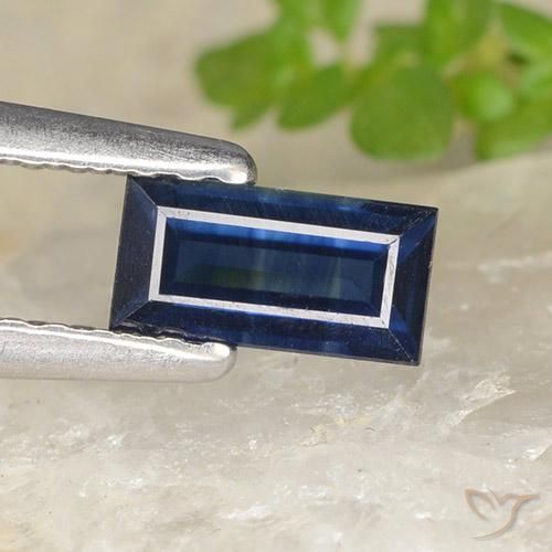 0.59ct Naturel Bleu crépuscule Saphir, Baquette, VS