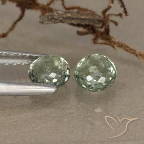 Shop natural 1.21ct Vert forêt léger Saphir gems, Tour, from Tanzanie at GemSelect. In stock, global shipping!