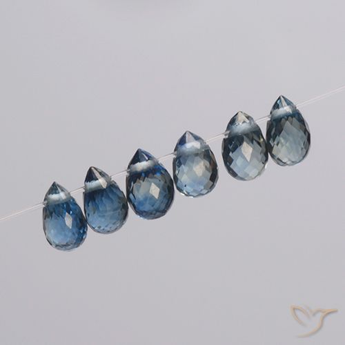 1.95ctw Naturel Bleu marine Saphir, Briolette, VS
