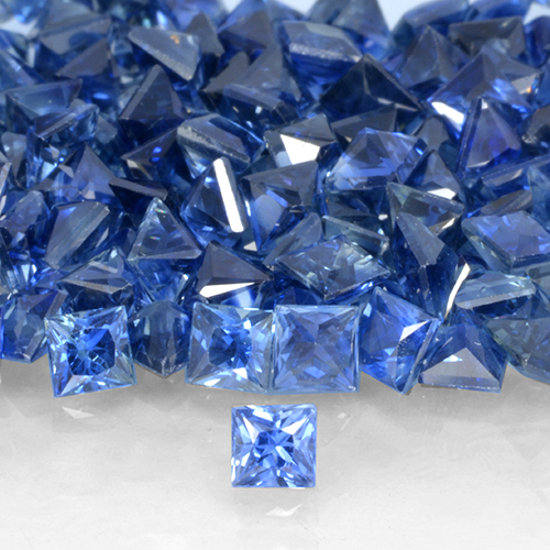 Saphir Bleu foncé naturelle Carré, 0.17 ct, VVS-VS