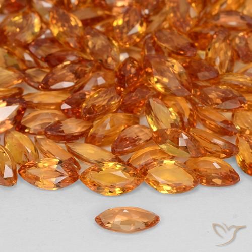 Saphir Orange vif naturelle Marquise, 0.19 ct, VVS-VS