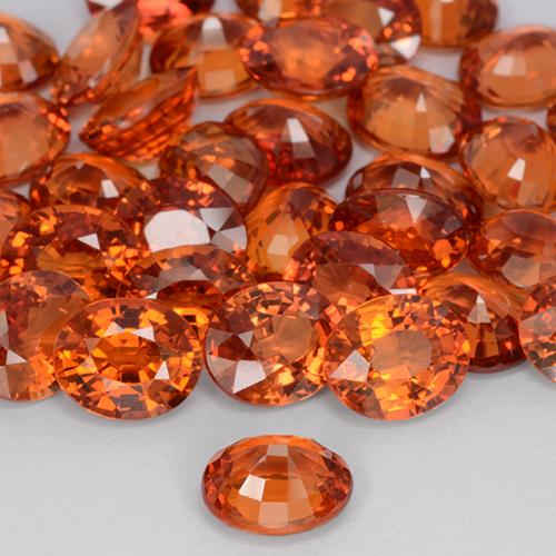 Saphir Orange rougeâtre naturelle ovale, 0.81 ct, VVS-VS