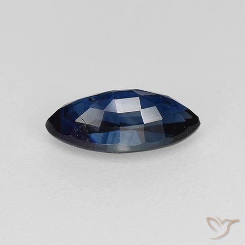 Saphir Bleu marine naturelle Marquise, 0.84 ct, VS