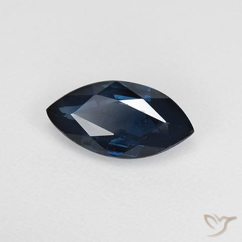 Saphir Bleu minuit naturelle Marquise, 0.66 ct, VVS-VS