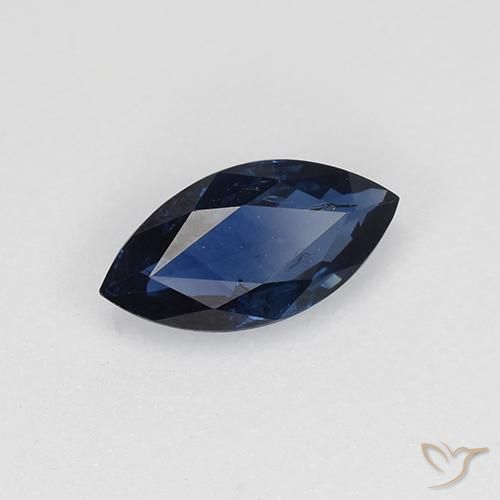 Saphir Bleu foncé naturelle Marquise, 0.64 ct, VS