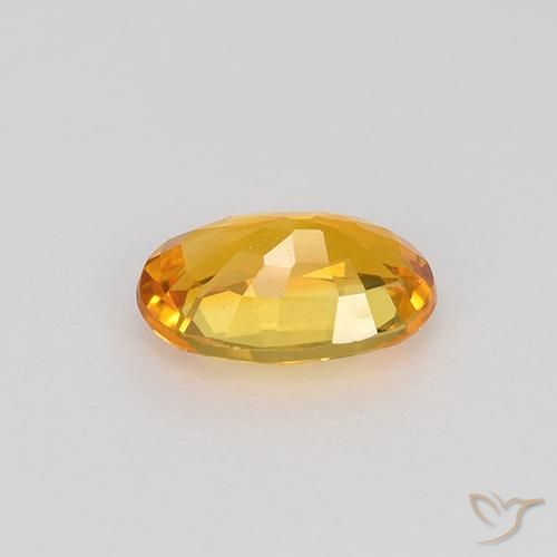 Saphir Or orange foncé naturelle ovale, 0.67 ct, VVS-VS