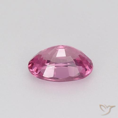 Saphir Violet Rosâtre naturelle ovale, 0.73 ct, VVS