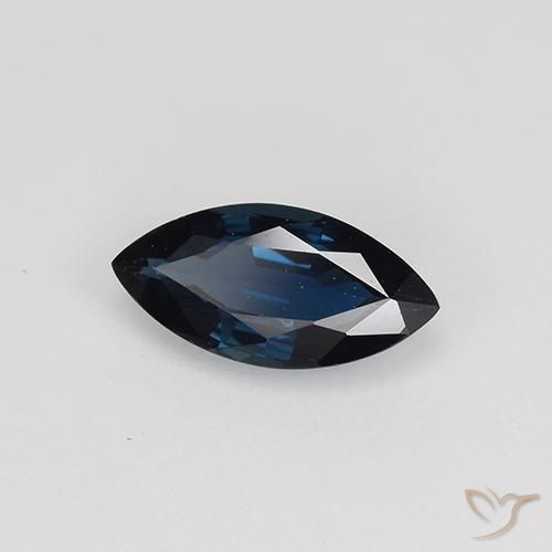 Saphir Bleu minuit naturelle Marquise, 0.66 ct, VVS