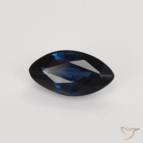 Saphir Bleu minuit naturelle Marquise, 0.69 ct, VVS