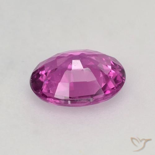 Saphir Rose Pourpre naturelle ovale, 0.65 ct, VVS