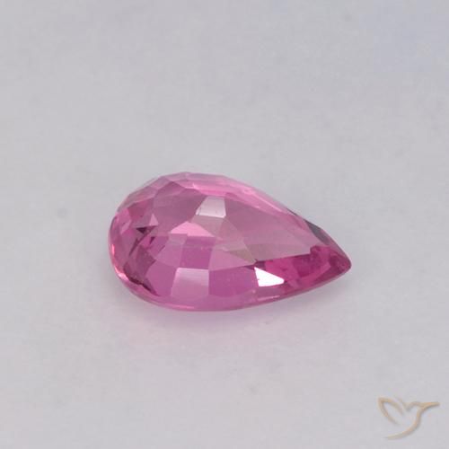 Saphir Pourpre intense naturelle En forme de poire, 0.67 ct, VVS-VS