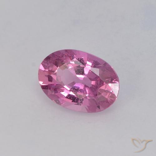 Saphir Violet rougeâtre naturelle ovale, 0.71 ct, VVS-VS