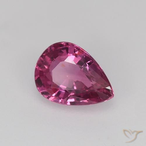 Saphir Pourpre moyen naturelle En forme de poire, 0.58 ct, VVS-VS