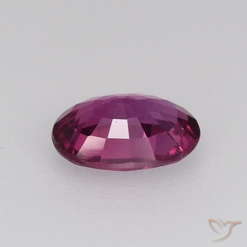 Saphir Pourpre foncé naturelle ovale, 0.73 ct, VVS-VS