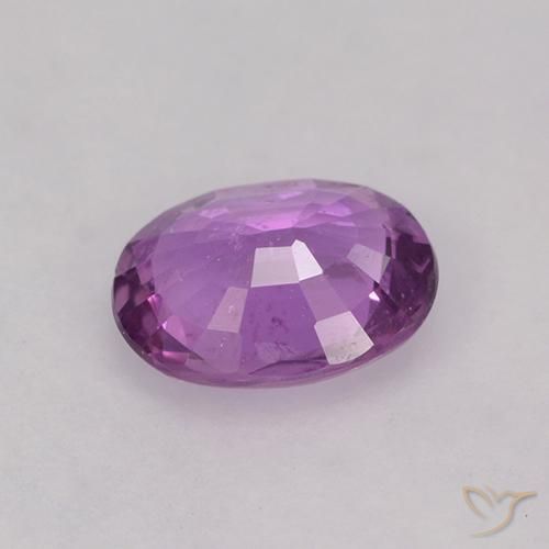 Saphir Pourpre électrique naturelle ovale, 0.83 ct, VS