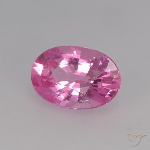 Saphir Rose intense naturelle ovale, 0.68 ct, VVS-VS