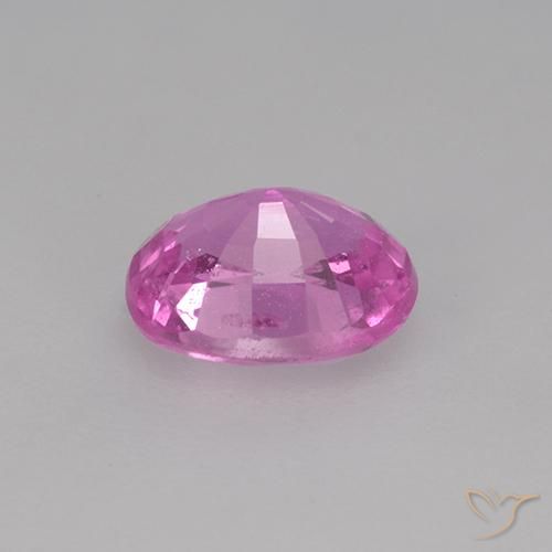 Saphir Pourpre rosâtre profond naturelle ovale, 0.78 ct, VVS-VS