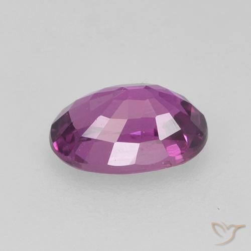 Saphir Magenta électrique naturelle ovale, 0.73 ct, VS