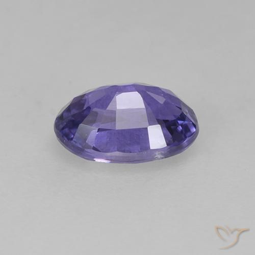 Saphir Violet foncé naturelle ovale, 0.76 ct, VS