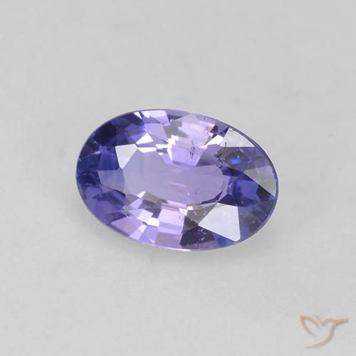 Saphir Violet léger moyen naturelle ovale, 0.62 ct, VS