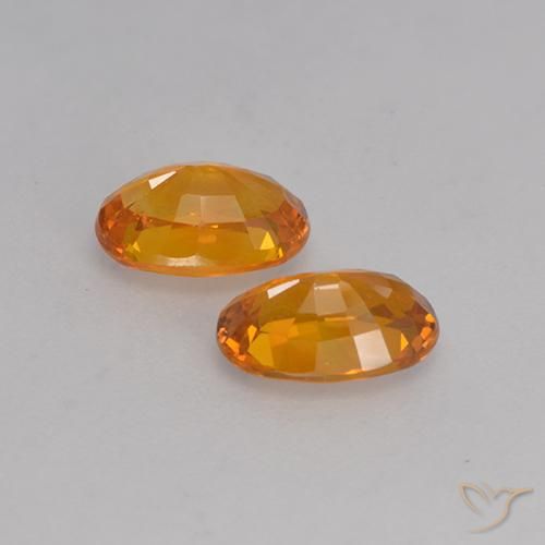 Shop natural 1.36ct Abricot orange Saphir gems, ovale, from Madagascar at GemSelect. In stock, global shipping!