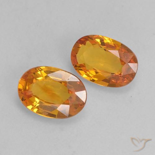 Shop natural 1.35ct Abricot orange Saphir gems, ovale, from Madagascar at GemSelect. In stock, global shipping!