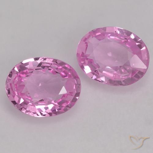 Shop natural 0.82ct Pourpre rose vif Saphir gems, ovale, from Madagascar at GemSelect. In stock, global shipping!