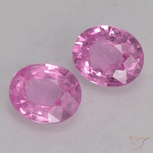 Shop natural 0.72ct Pourpre moyen Saphir gems, ovale, from Madagascar at GemSelect. In stock, global shipping!