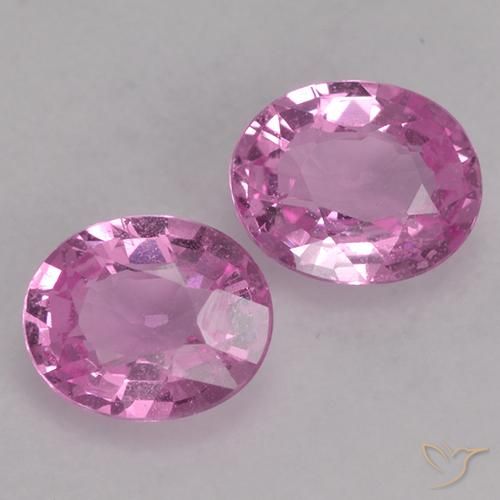 Shop natural 0.80ct Pourpre moyen Saphir gems, ovale, from Madagascar at GemSelect. In stock, global shipping!