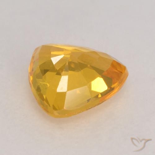 Saphir Doré moyen naturelle Trillion, 0.64 ct, VVS-VS