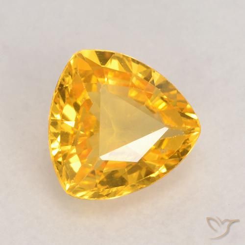 Saphir Doré moyen naturelle Trillion, 0.62 ct, VVS-VS