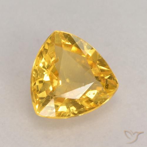Saphir Doré naturelle Trillion, 0.63 ct, VS
