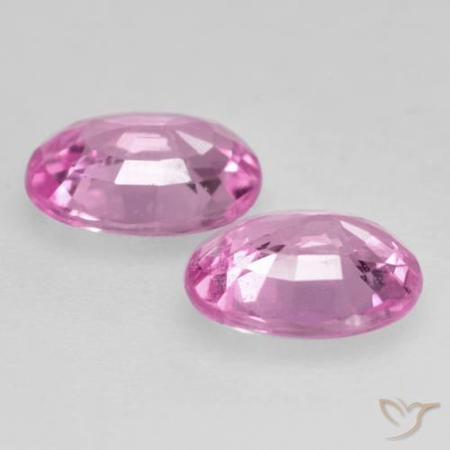 Shop natural 0.81ct Pourpre rose vif Saphir gems, ovale, from Madagascar at GemSelect. In stock, global shipping!