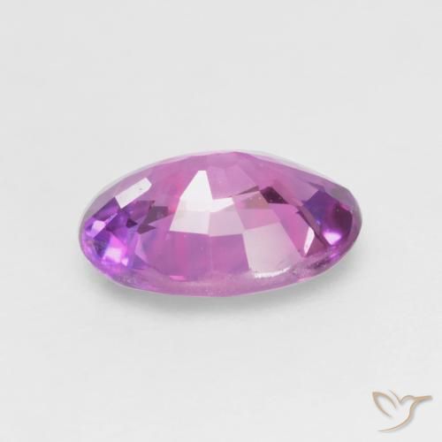 Saphir Pourpre intense naturelle ovale, 0.65 ct, VVS-VS