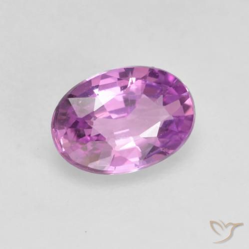 Saphir Pourpre rosâtre intense naturelle ovale, 0.61 ct, VVS-VS