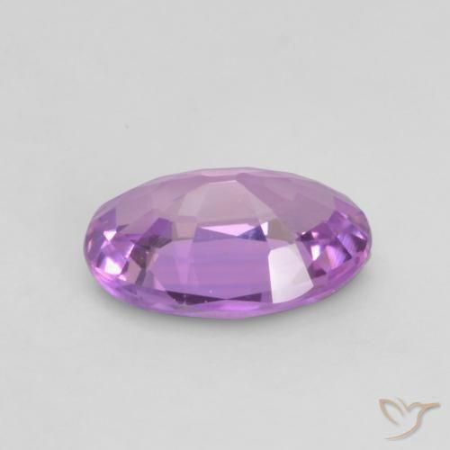 Saphir Pourpre électrique naturelle ovale, 0.58 ct, VVS-VS
