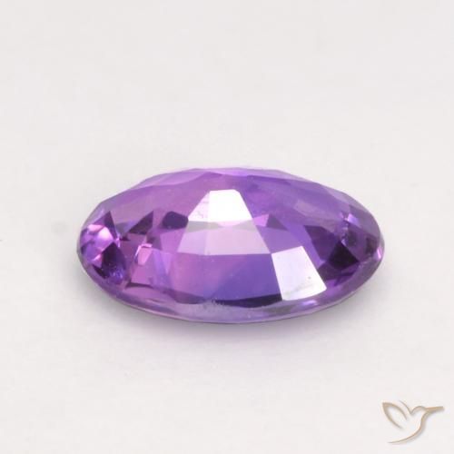 Saphir Violet moyen naturelle ovale, 0.53 ct, VVS-VS