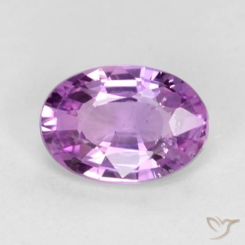Saphir Pourpre rosâtre moyen naturelle ovale, 0.55 ct, VS
