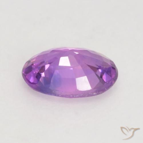 Saphir Violet rose intense naturelle ovale, 0.58 ct, VVS-VS