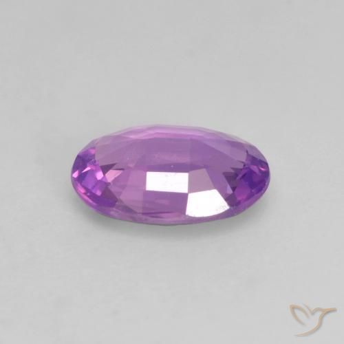 Saphir Violet moyen naturelle ovale, 0.63 ct, VVS-VS