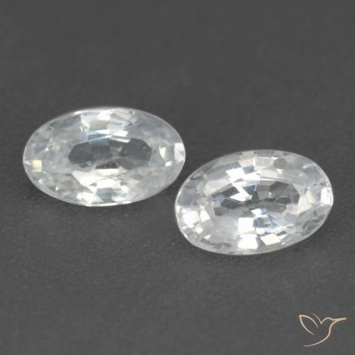 0.57ctw Naturel Blanc Saphir, ovale, VVS-VS