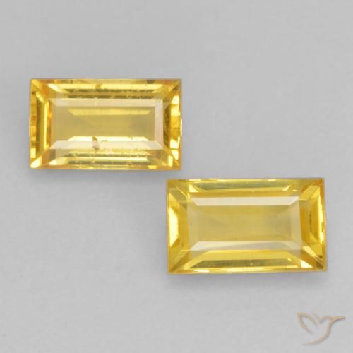 0.71ctw Naturel Doré Saphir, Baquette, VS